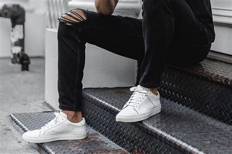 sneakers with black jeans